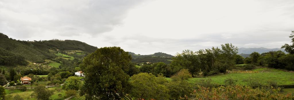 Trisqueles Y Buganvillas Villaviciosa  Exteriér fotografie