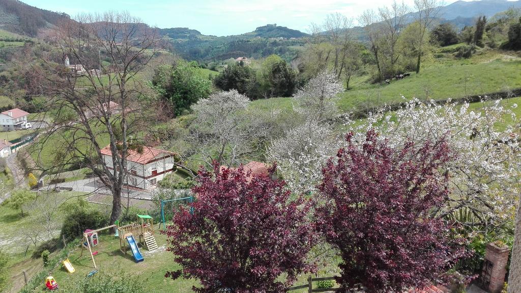 Trisqueles Y Buganvillas Villaviciosa  Exteriér fotografie