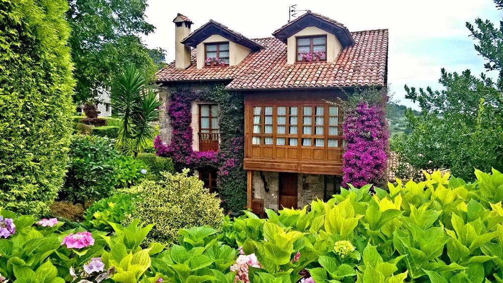 Trisqueles Y Buganvillas Villaviciosa  Exteriér fotografie