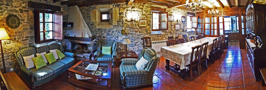 Trisqueles Y Buganvillas Villaviciosa  Exteriér fotografie