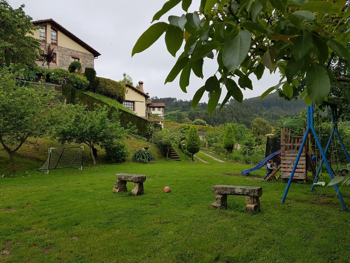 Trisqueles Y Buganvillas Villaviciosa  Exteriér fotografie